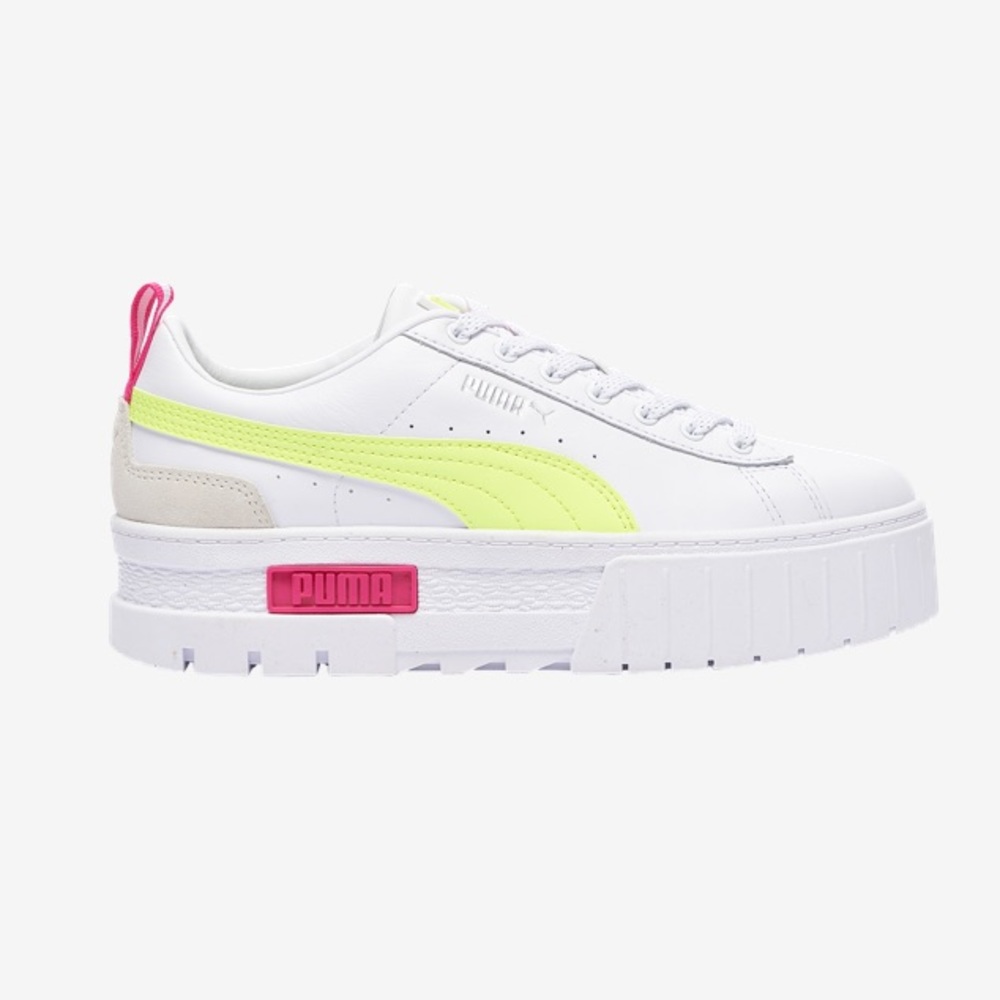 PUMA Sneakers